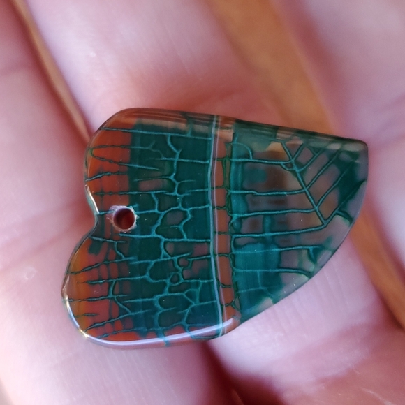 New Green Brown Fire Dragon Veins Agate Heart Shaped Pendant. - Picture 5 of 8